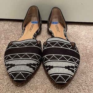 Report slides size 7.5 never worn